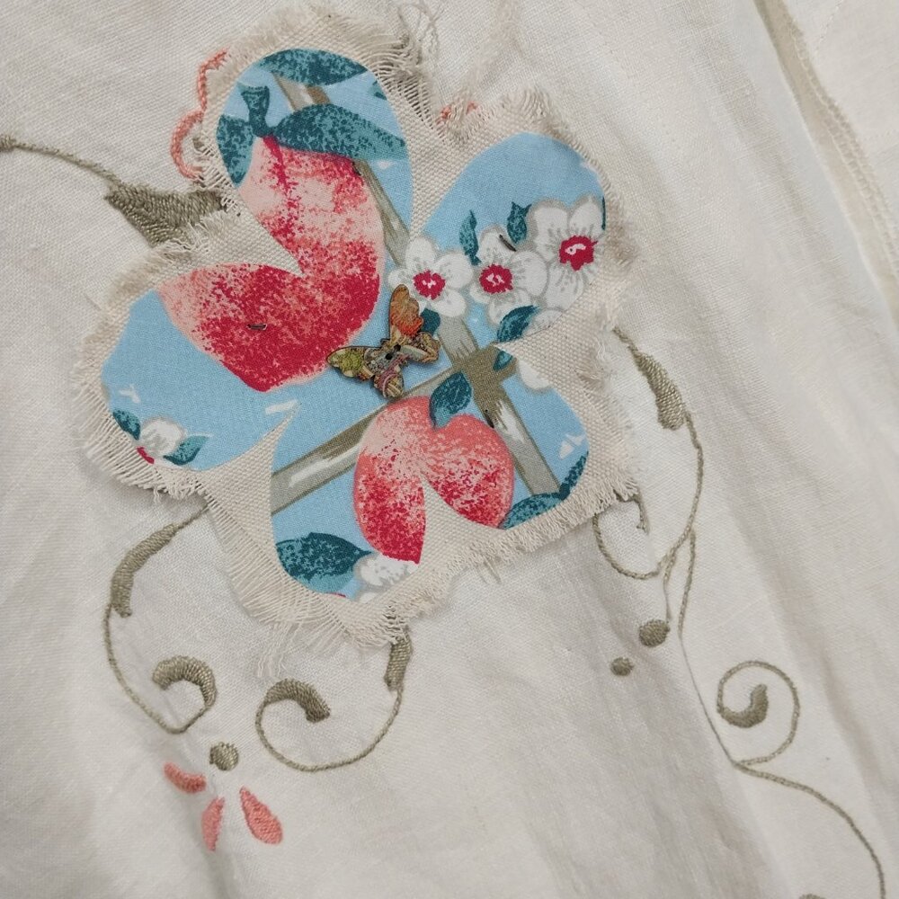 3481 Size XL Long Duster Upcycled from Embroidered Linen /Cotton Tablecloths, . - Picture 6 of 14